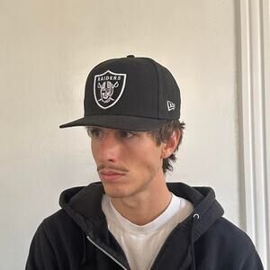 Vintage Retro New Era Black Basic Oakland Las Vegas LA Raiders Fitted Hat Cap
